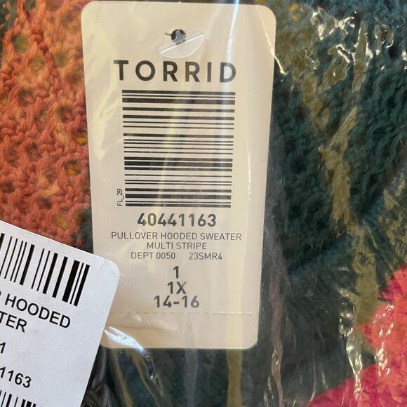 Torrid NWT Open Stitch Pullover Fringe Hem Sweater Size 1X Kangaroo Pocket Boho - Picture 7 of 8